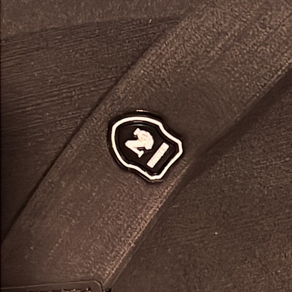 Newdenber Men’s Flip-Flops Size Large - Picture 3 of 4